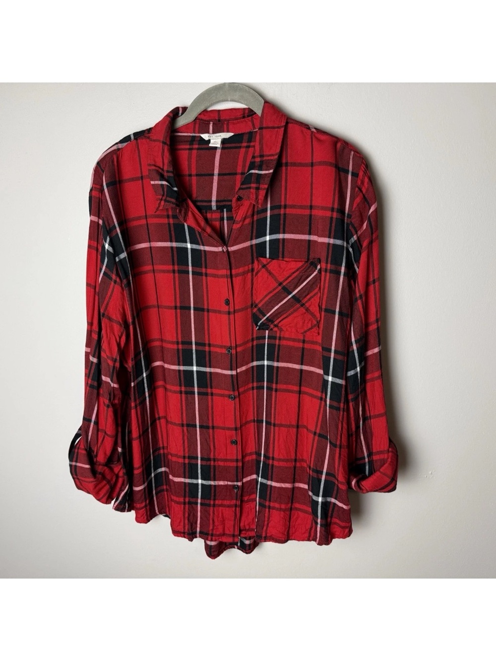 Cato Est. 1946 Shirt Size XL Top 3/4 Roll-Tab Sleeves Plaid Red Black White - Picture 2 of 6